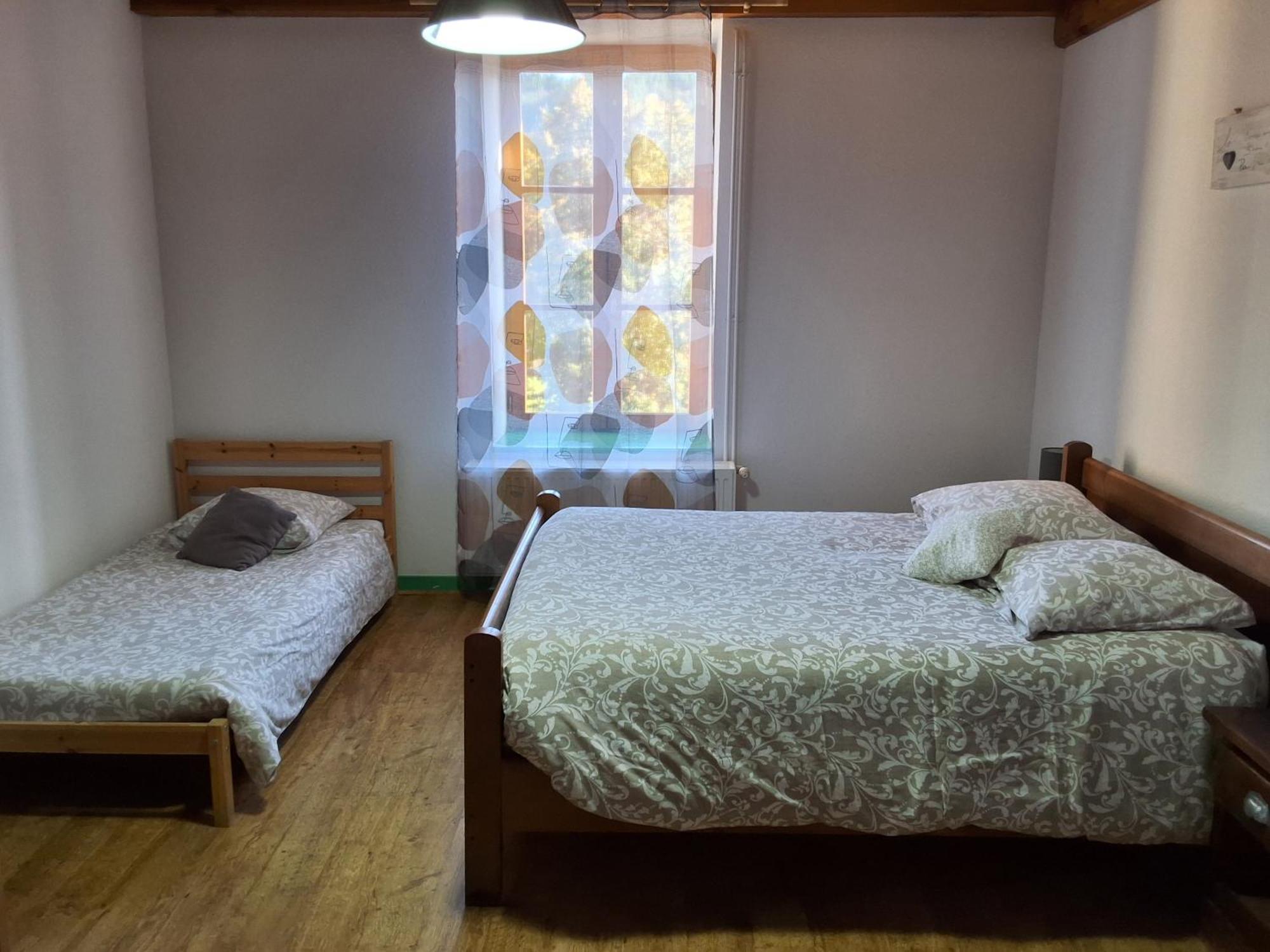 L'Auberge De La Source La Valla-sur-Rochefort Dış mekan fotoğraf